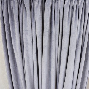 Set 5 piese Hiko, doua draperii scurte din catifea Comfy Steel Grey cu 2 benzi de prindere si o perdea Ana voal, cu rejansa - Img 3