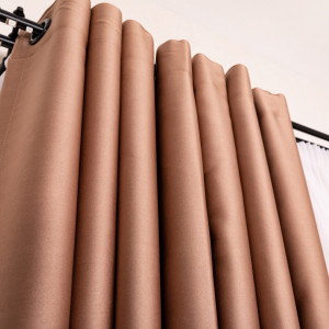 Draperie opaca, Hiko Blackout bronz/taupe usor lucios, cu prindere inele plastic, 1 bucata - Img 4