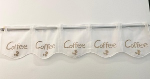 Perdea brodata tip in, scurta inaltime de 18cm, pentru bucatarie, Hiko Coffee pentru prindere direct pe geam cu raport 1 la 1 - Img 3