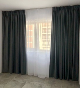 Set 2 draperii Hiko Comfy catifea gri antracit, cu rejansa - Img 5