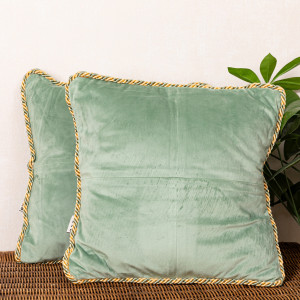 Set 2 perne decorative cu fata detasabila, Hiko Deluxe Comfy catifea verde deschis cu vipusca XL
