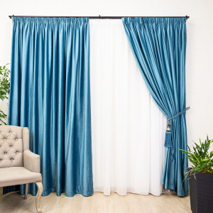 Set 3 piese Hiko, doua draperii Comfy catifea Ocean Blue si o perdea Ana voal alb, cu rejansa