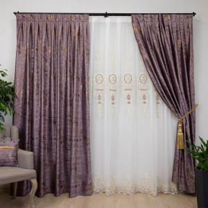 Set 5 piese Hiko Lux pliuri roz pudra, 2 draperii Imperial Comfy catifea cu bentite si o perdea brodata 3DTaby flori, cu rejansa - Img 2