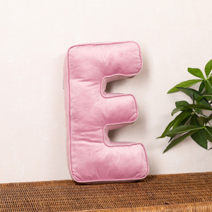Perna XL, Hiko Name litera E din catifea albastra sau roz, cu vipusca 43x23x9cm - Img 2