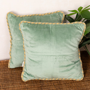 Set 2 perne decorative cu fata detasabila, Hiko Deluxe Comfy catifea verde deschis cu vipusca XL - Img 3