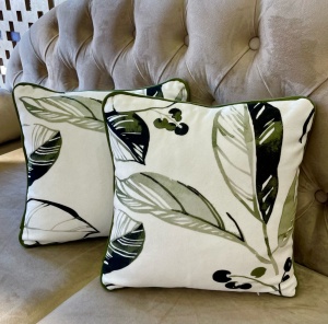 Set 2 perne decorative, cu fata detasabila, Hiko Plus Olive kaki 2x40x40cm - Img 2