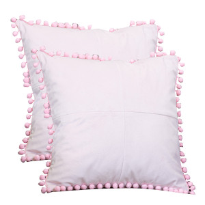 Set doua perne decorative cu fata detasabila catifea roz COMFY Fantasy cu pom pom 2x40x40cm - Img 2
