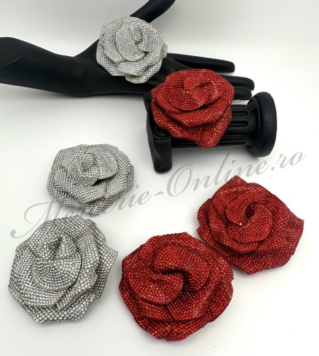 Aplicatie Floare 3D tip Trandafir cu Strasuri, 6cm(la bucata) Cod:3352