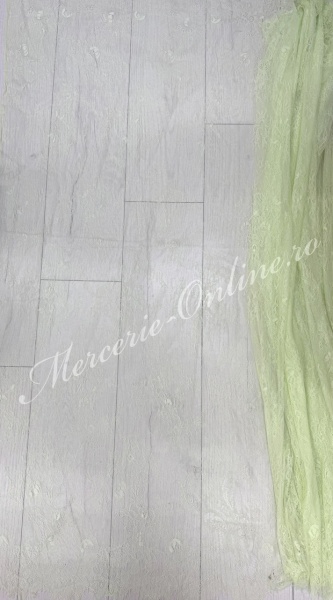 Dantela fina Chantilly, cca 150cm, Verde Pastel (la bucata) Cod:4194 - Img 2