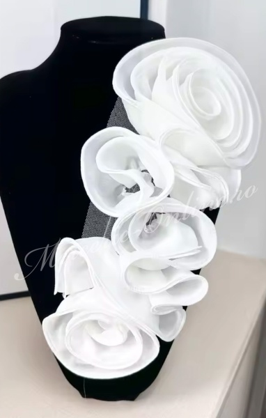 Aplicatie voal tip floare 3D, cca 13x30cm, (la bucata) Cod:3488