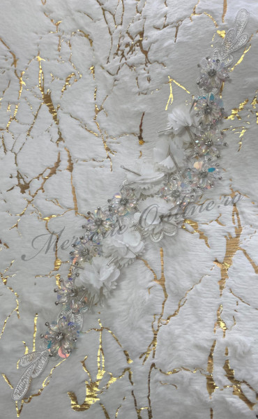 Aplicatie brodata cu flori 3D si cristale, Alb, cca 9x48cm, (la bucata) Cod:2951
