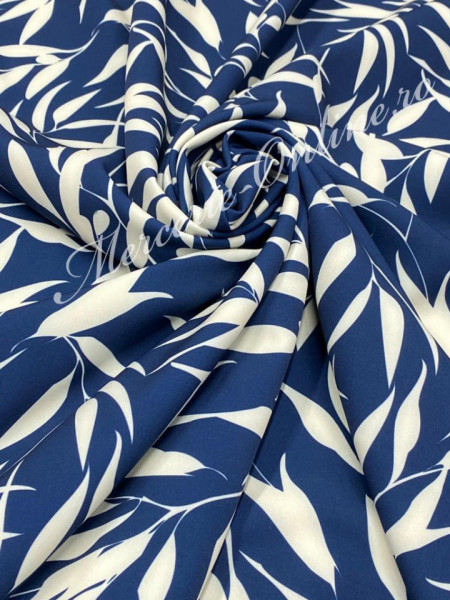 Material textil Barbie imprimat, 1.50m (la metru) Cod:1503