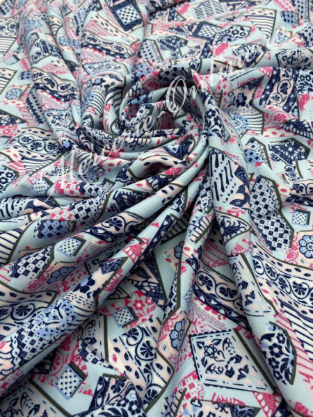 Material textil Barbie imprimat, 1.50m (la metru) Cod:1824