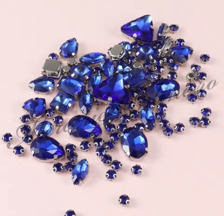Pietre de cusut sticla cu suport metalic, Sapphire, (130bucati/pachet) Cod:3619