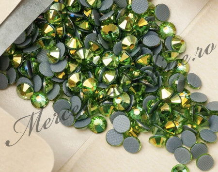 Cristale de Lipit, Marimi SS16/SS20/SS30, Peridot AB, (1440bucati/pachet-288bucati/pachet) Cod:2789 - Img 2