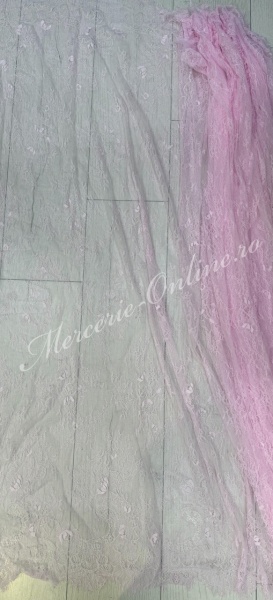 Dantela fina Chantilly, cca 150cm, Baby Pink (la bucata) Cod:4196 - Img 2