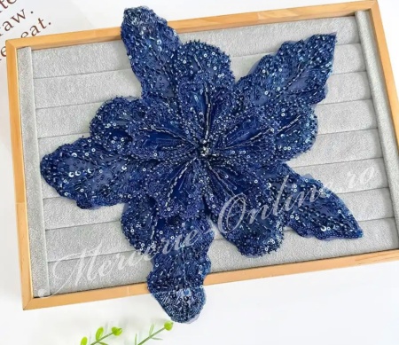 Aplicatie floare 3D cu margele si paiete, cca 30cm (la bucata) Cod:3247