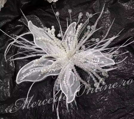 Aplicatie floare 3D cu margele si pene, cca 14cm (la bucata) Cod:3640 - Img 2