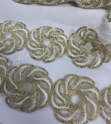 Dantela Brodata cu lurex, cca 7.5cm (la metru) Cod:0827 - Img 2