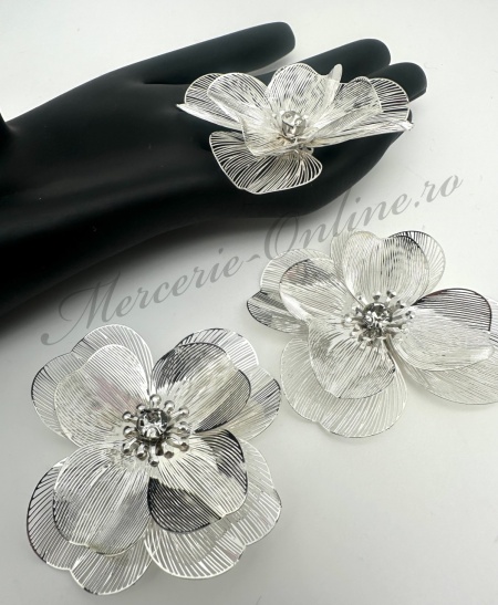 Aplicatie metalica floare, 6cm (la bucata) Cod:3649 - Img 2