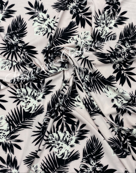 Material textil Barbie imprimat, 1.50m (la metru) Cod:1375 - Img 2
