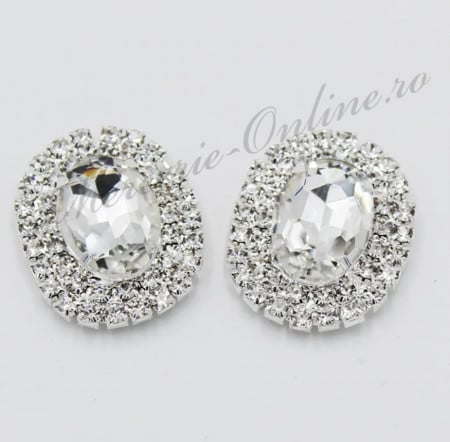 Aplicatie cusut cu strasuri, 30x38mm (2bucati/pachet) Cod:2801