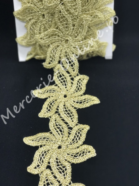 Banda pasmanterie flori, cca 8.5cm (la metru) Cod:0622