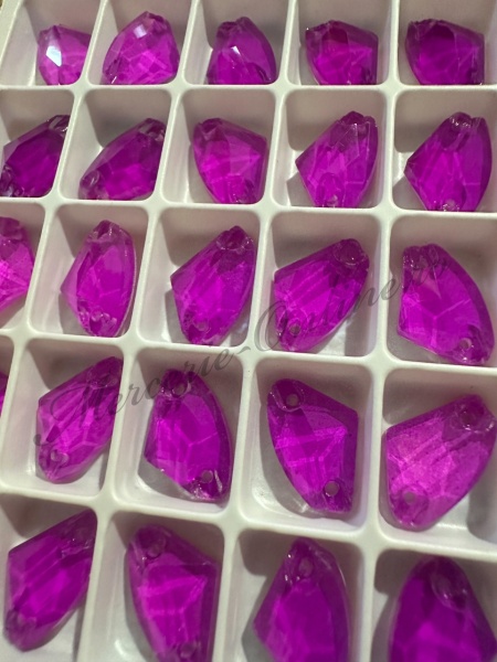 Cristale de cusut sticla, Fucsia Neon, 9x14mm (6bucati/pachet) Cod:3409 - Img 2