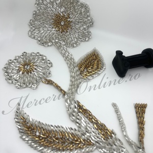 Aplicatie Termoadeziva Floare Strasuri, 22x61cm (la bucata) Cod:3540