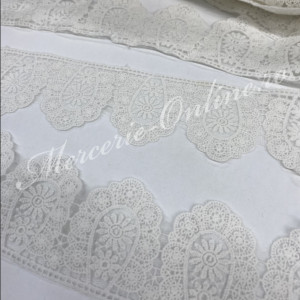 Dantela Bumbac Flori, cca 6cm (la metru) Cod:2737