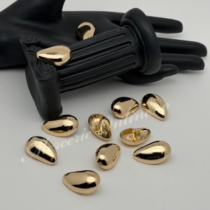 Accesorii Metalice pentru haine tip nasturi, (la bucata) Cod:3881