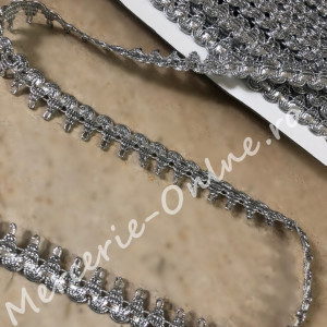 Banda pasmanterie, cca 2cm (13metri/rola) Cod:1175
