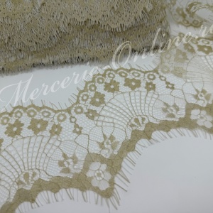 Dantela fina Chantilly, Alb/Auriu, cca 12cm (la bucata) Cod:3878