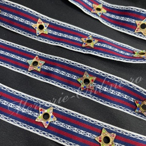 Banda pasmanterie cu ocheti stelute, cca 2.5cm (la metru) Cod:4028