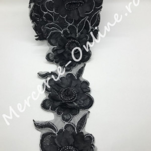 Banda pasmanterie flori 3D, cca 4cm (la metru) Cod:0682