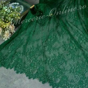 Dantela fina Chantilly, cca 150cm, Verde Imperial (la bucata) Cod:3226