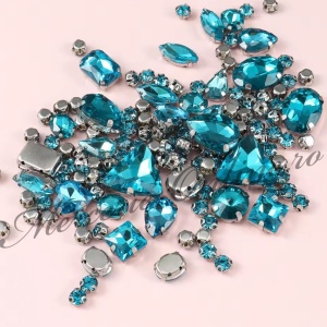 Pietre de cusut sticla cu suport metalic, Aquamarine, (130bucati/pachet) Cod:3618