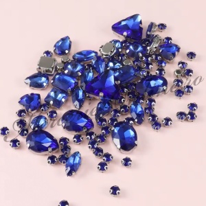 Pietre de cusut sticla cu suport metalic, Sapphire, (130bucati/pachet) Cod:3619