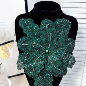 Aplicatie floare 3D cu margele si paiete, cca 30cm (la bucata) Cod:3274