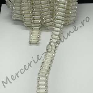 Banda decorativa cu strasuri, latime cca 2cm, (la metru) Cod:0062