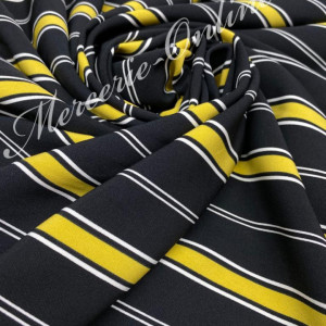 Material textil Barbie imprimat, 1.50m (la metru) Cod:1526