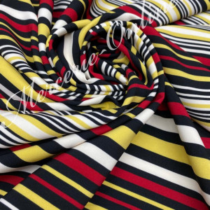 Material textil Barbie imprimat, 1.50m (la metru) Cod:1527