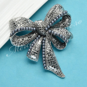 Brosa Vintage Funda cu Strasuri, 6x5.7cm (la bucata) Cod:2497