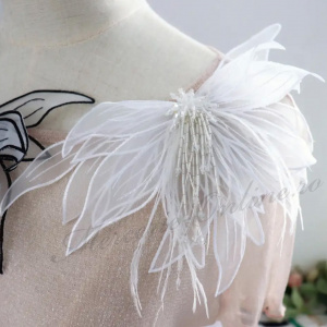 Aplicatie 3D organza cu margele si pene, 24x16cm (la bucata) Cod:3126 - Img 2