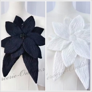 Aplicatie floare 3D cu margele, cca 25x35cm (la bucata) Cod:3443