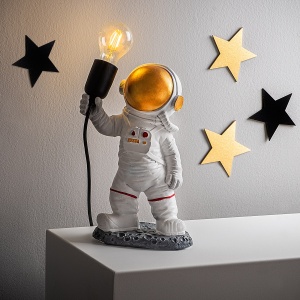 Astronaut - 1 - Img 1