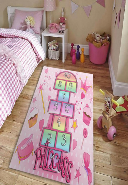 Covor camera copii, model roz sotron