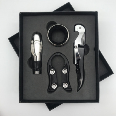 Set Cadou Accesorii vin M3