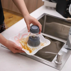 Perie / burete pentru curatare vase si recipient pentru depozitare lichid, plastic, 10x9cm