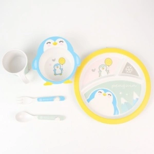 Set de masa pentru copii, 5 piese, fibra de bambus, multicolor - Img 3